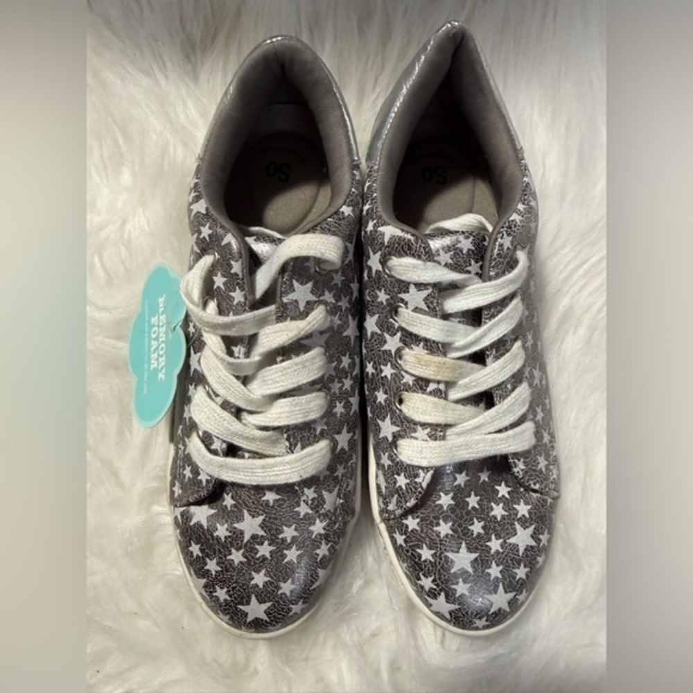 SO Kids Sneakers with Star Pattern - Gray and White